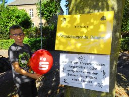 Baumpflanzaktion Hagelkreuzschule Lüttingen 0926